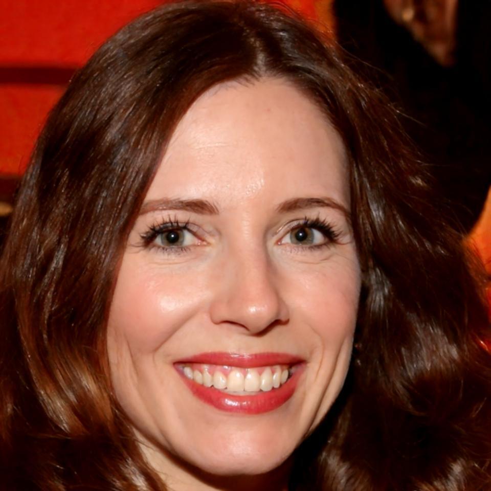 Portrait de Camille Moreau, experte en visualisation de données gaming